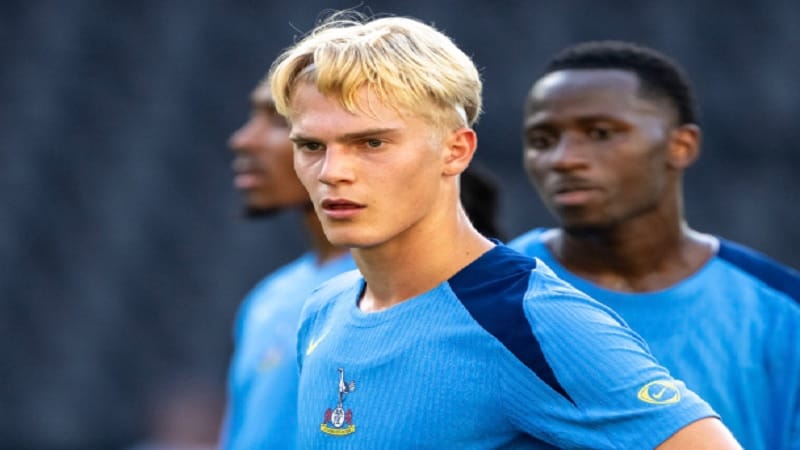 thong-tin-cau-thu-lucas-bergvall-2