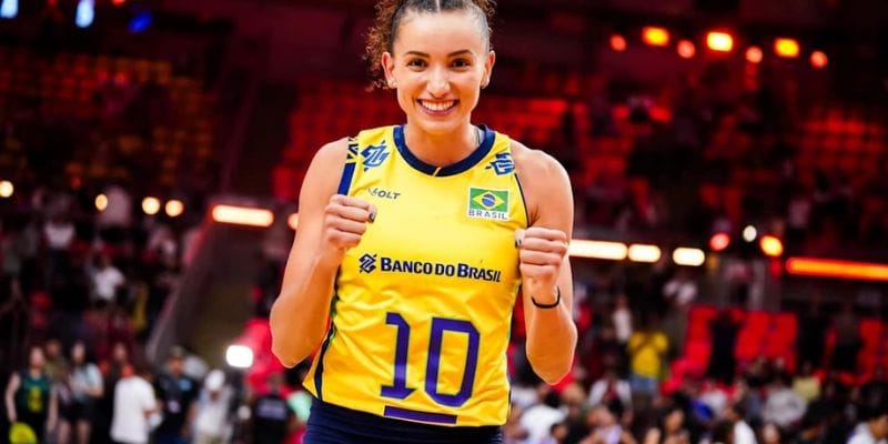 gabi-guimaraes-giu-vai-tro-chu-luc-cho-brazil