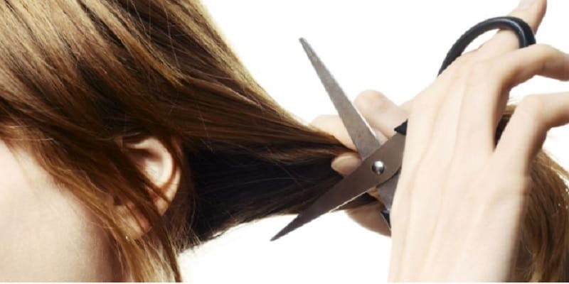 mo-thay-cat-toc-danh-so-gi-1
