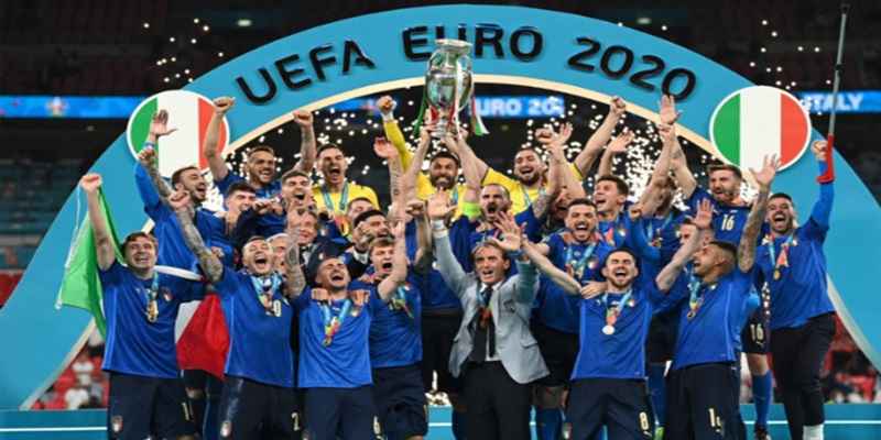 cac-doi-vo-dich-euro-ai-giu-ky-luc-1
